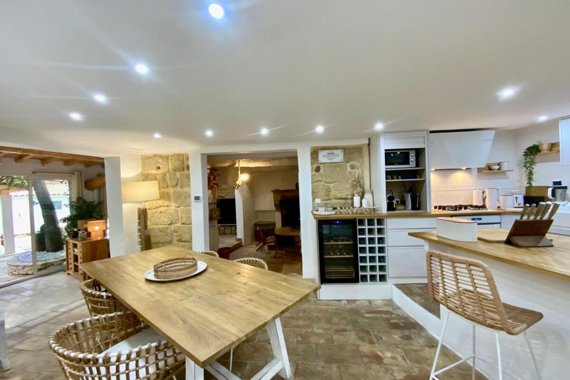 Casa Angel -Bohemian Villa With Swimming Pool And Air Conditioning! 보베르 외부 사진